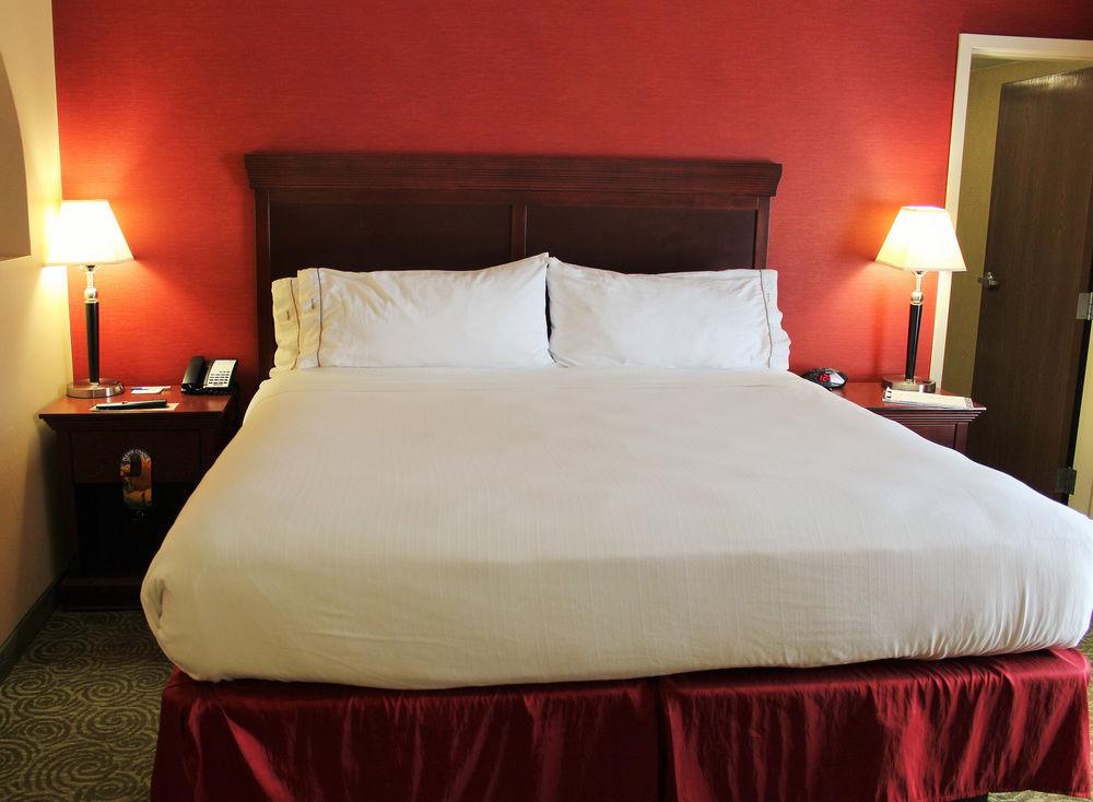 Holiday Inn Express & Suites Troy By Ihg Ngoại thất bức ảnh