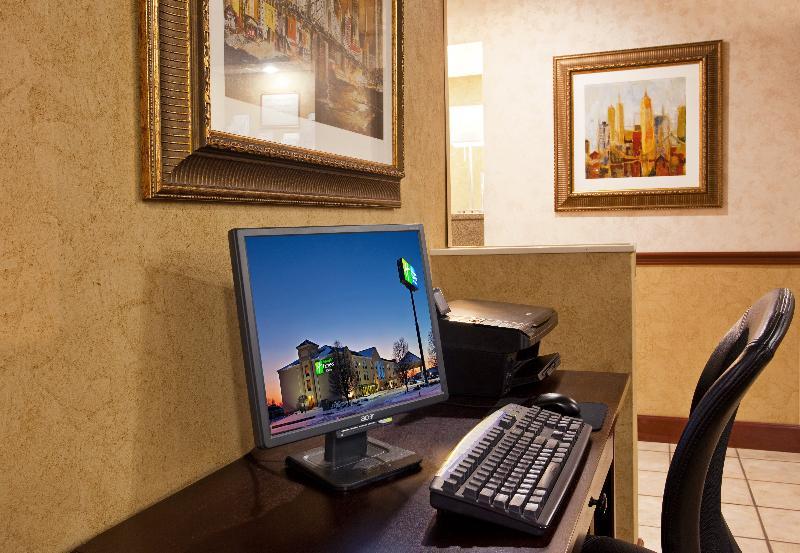 Holiday Inn Express & Suites Troy By Ihg Ngoại thất bức ảnh